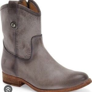 Frye Melissa Button bootie Ice Grey